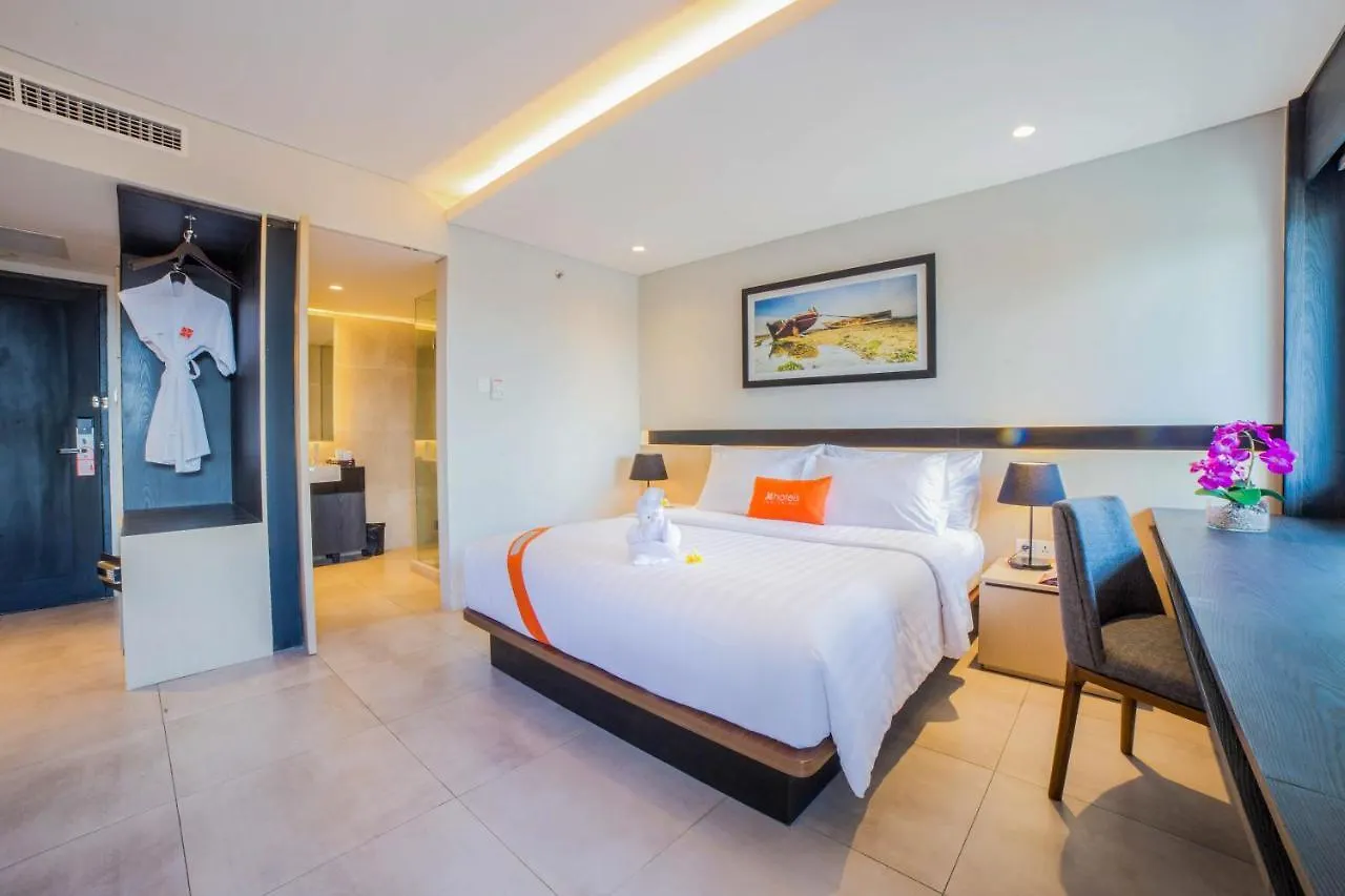 J4 Hotels Legian 4*,  Indonesia