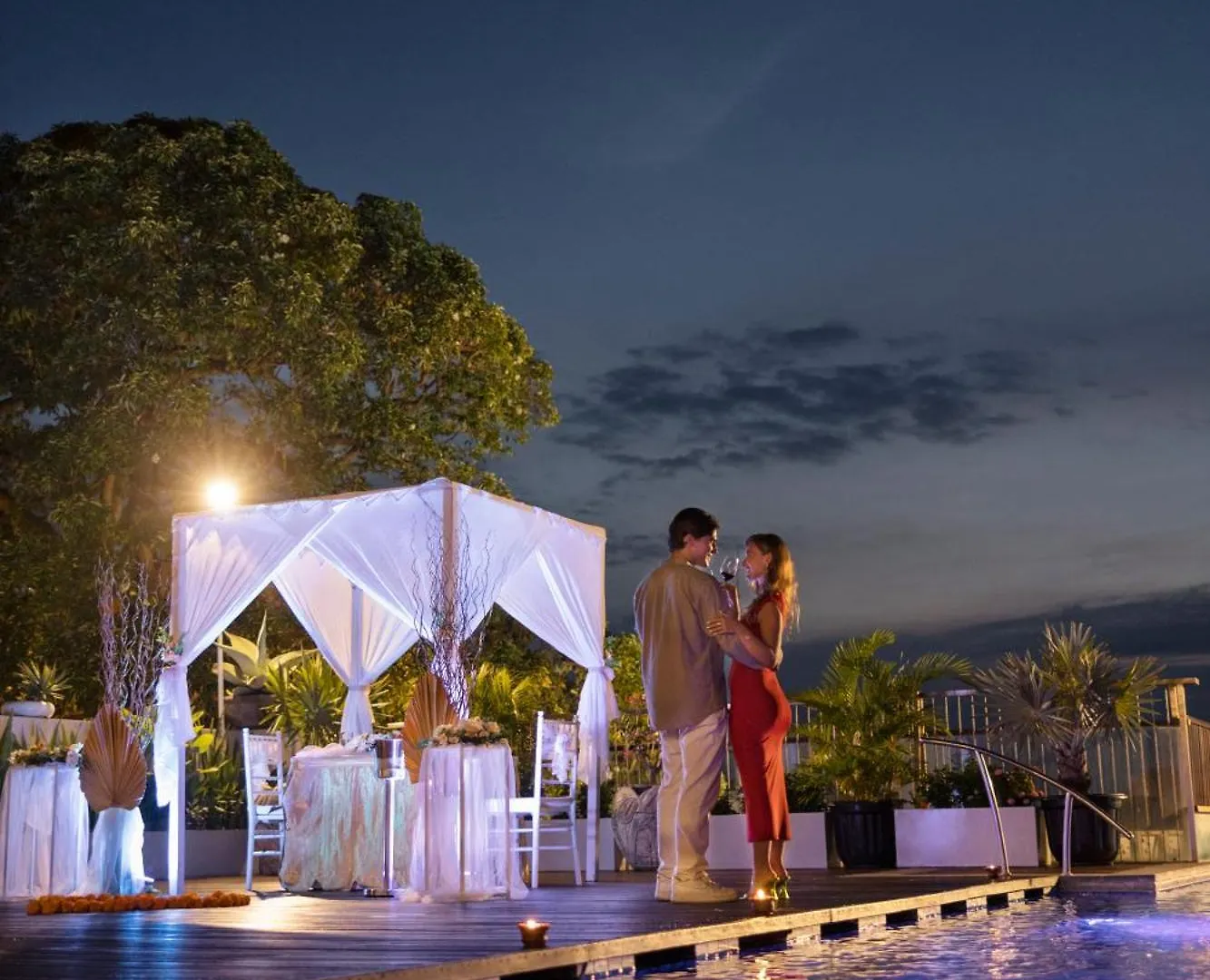 J4 Hotels Legian 4*,  Indonesië